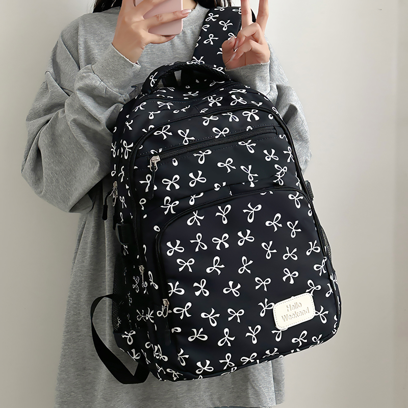 Sling Backpack Shoulder - 3 個のかわいいリボンプリントバックパック、スリングパックと収納バッグ付き、ソフトナイロンショルダーバッグ、大容量、スタイリッシュなラップトップリュックサック