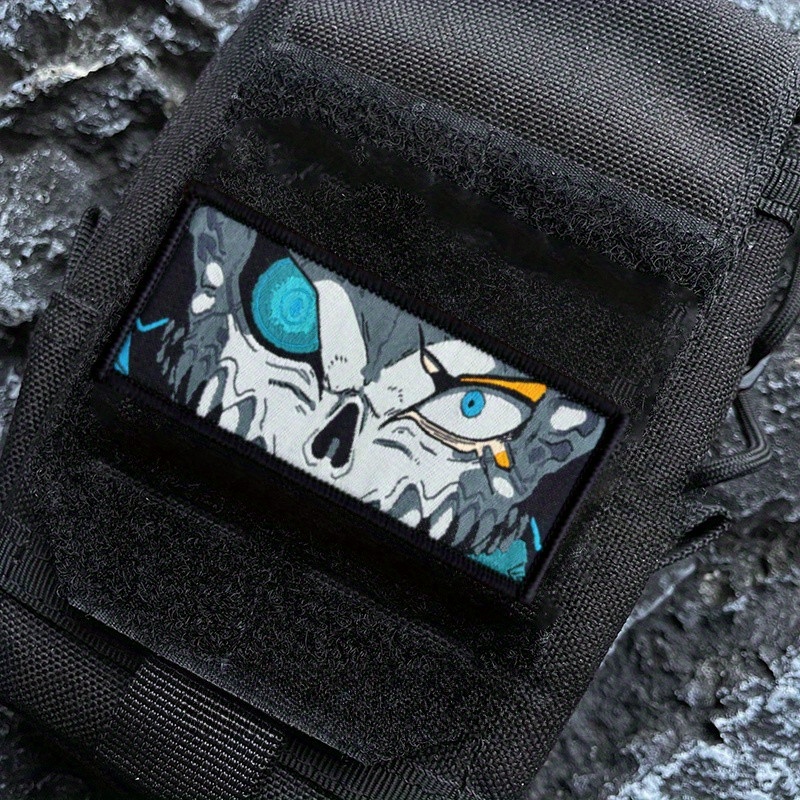 アニメの戦術パッチ、軍事士気バッジ、腕章、衣類、帽子、バック - Urban Backpack Tactical のレビューと価格